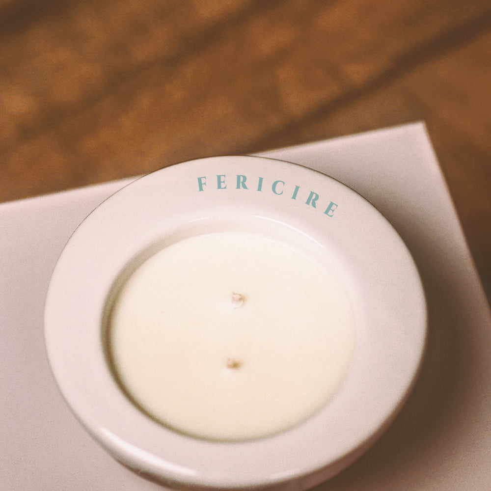 Lumânare Parfumată "Fericire" - Palo Santo, Spicy Wood, Pink Pepper, Ardere 40 ore, 630 g, Colecția Cuvinte Frumoase