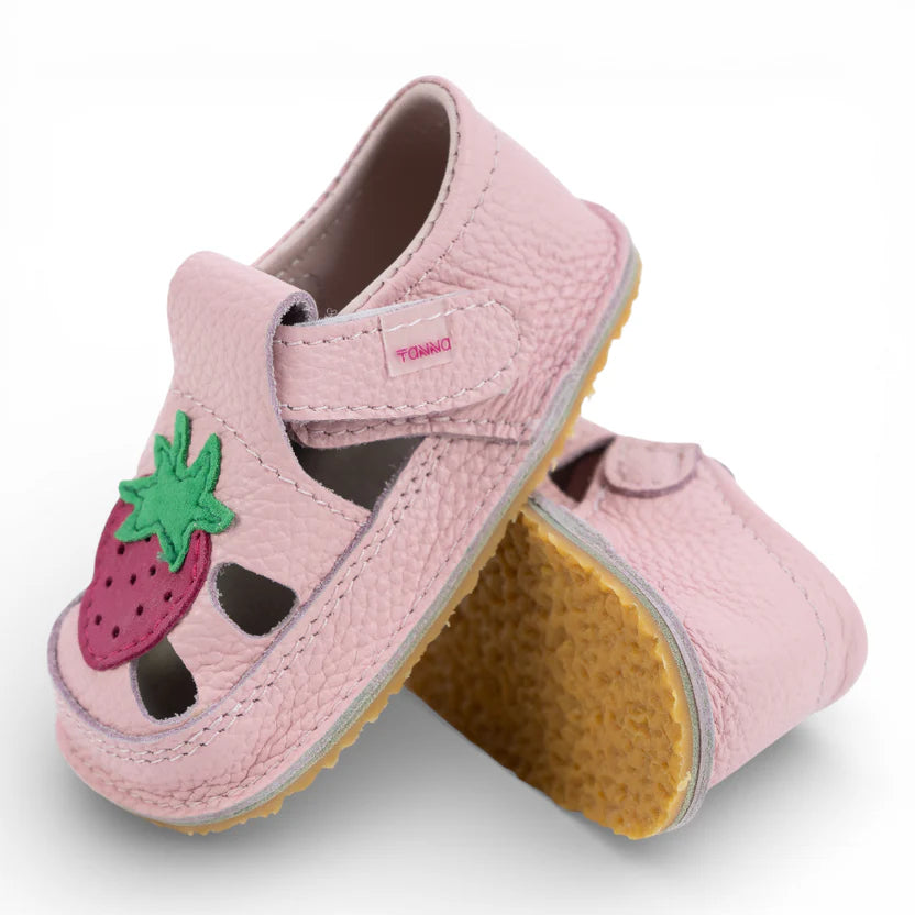 Sandale Fete Barefoot din Piele Naturală, Roz detaliu aplicat Căpșunică