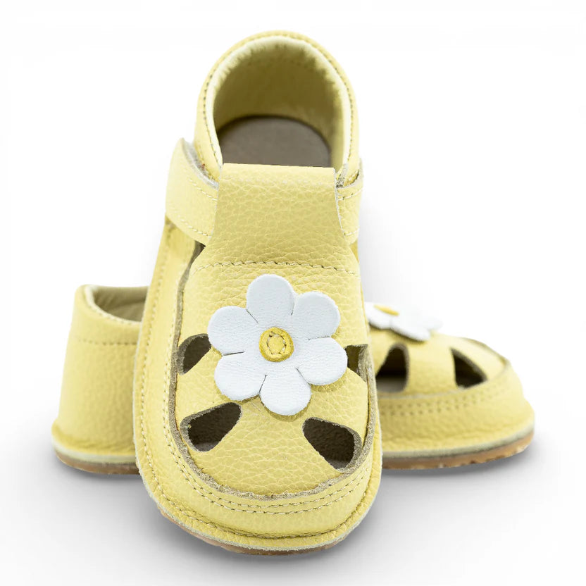 Sandale Fete Barefoot din Piele Naturală, Galben detaliu aplicat Floricică