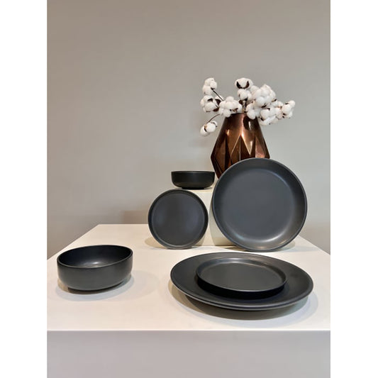 Set 18 Piese Vulcano Duo: Farfurie, Platou și Bol, Ceramica Neagră Mată, Glazurate Manual