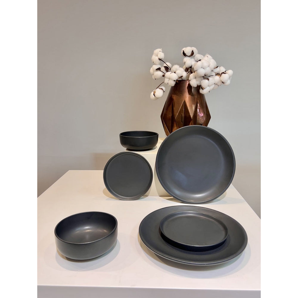 Set 18 Piese Vulcano Duo: Farfurie, Platou și Bol, Ceramica Neagră Mată, Glazurate Manual